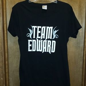 Team Edward tee from Twilight series